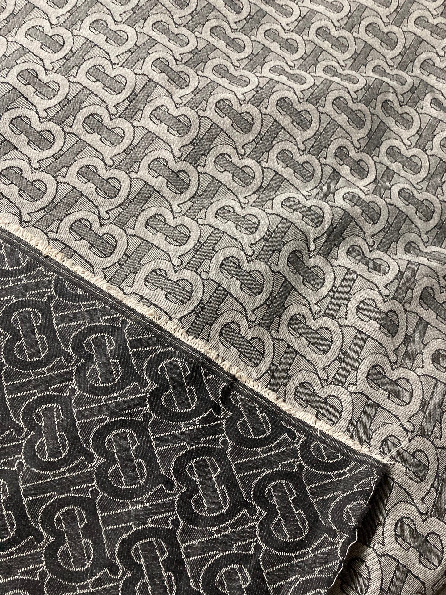 Grey Burberry Denim Fabric for Jacket Clothing Jeans Custom