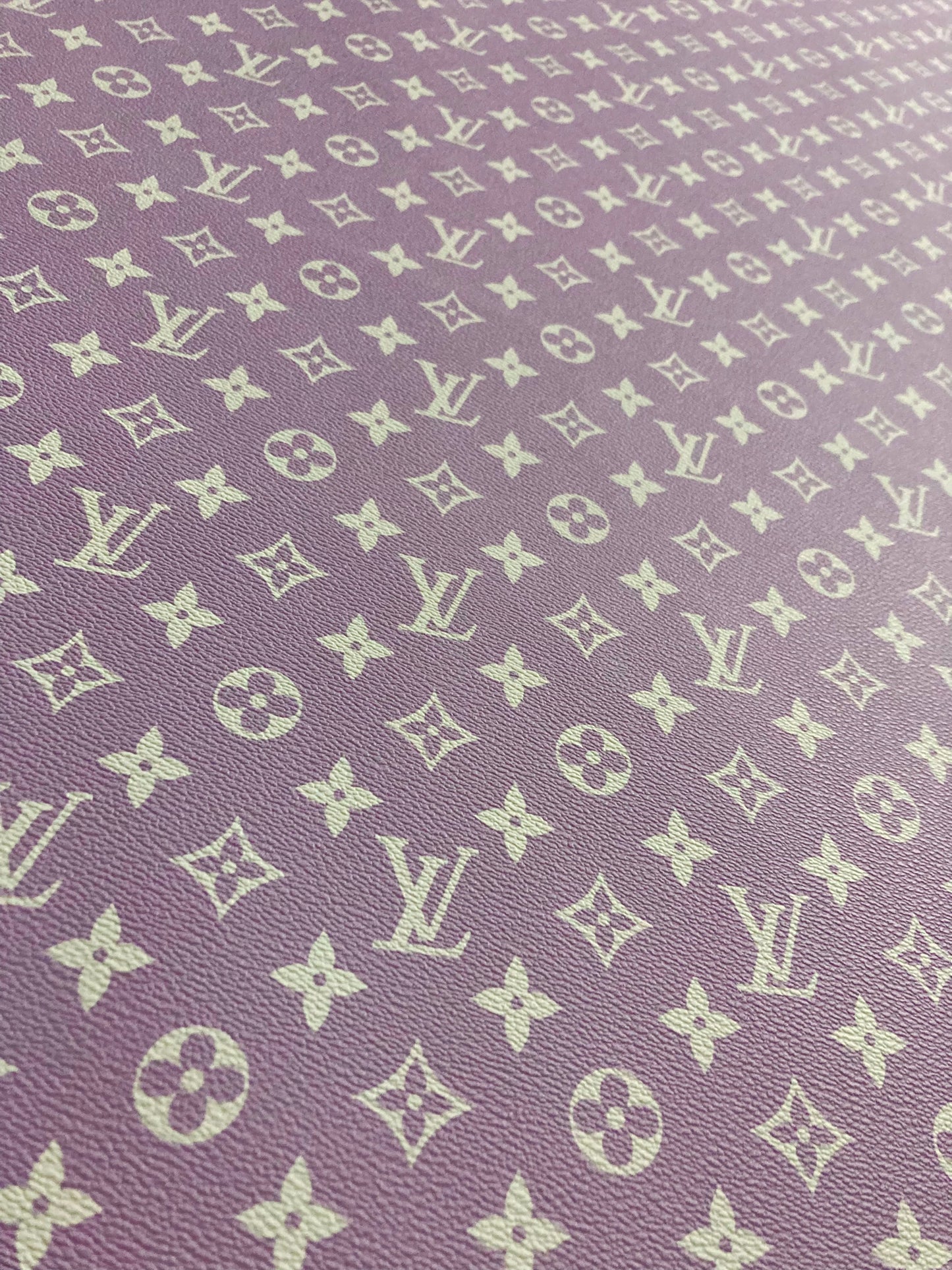 Custom Designer Leather Light Purple Lv for Sneaker Upholstery